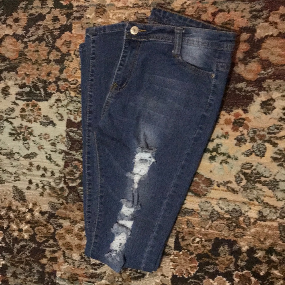 Gorgeous skinny jeans with holes, Sz Large